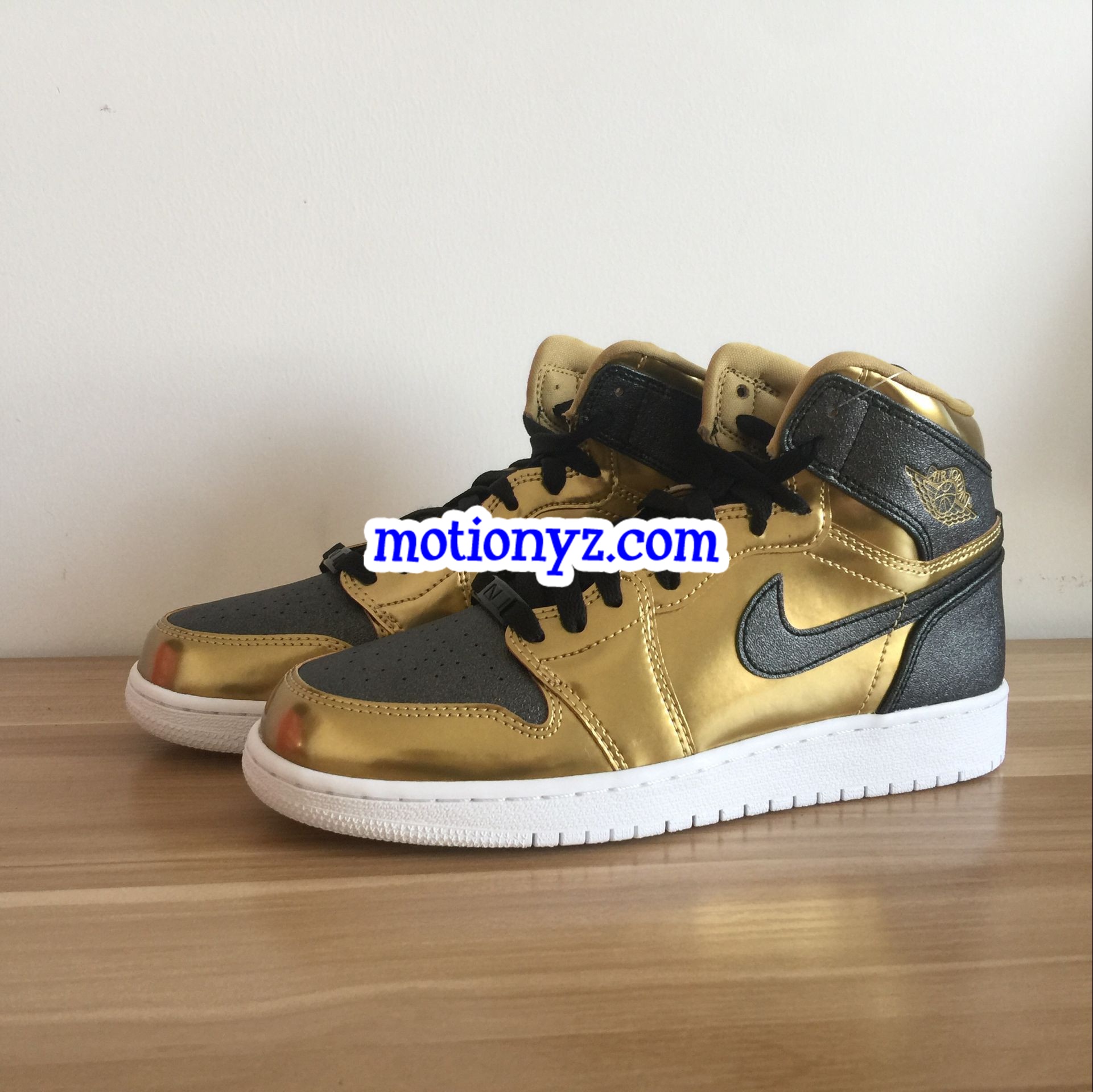Air Jordan 1 High GS BHM